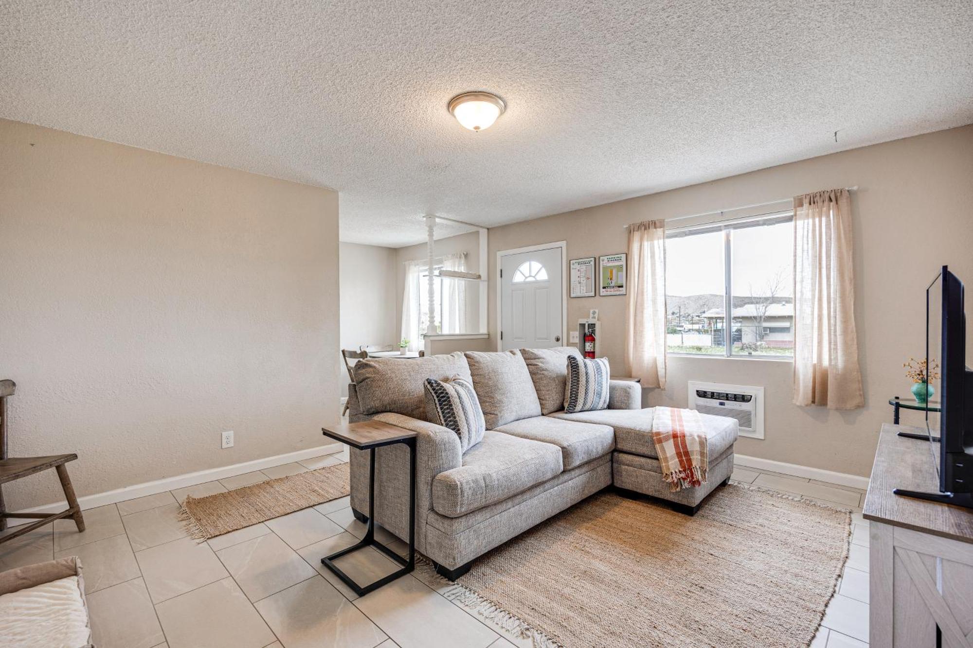 Convenient Joshua Tree Apartment - Walk To Town! Εξωτερικό φωτογραφία